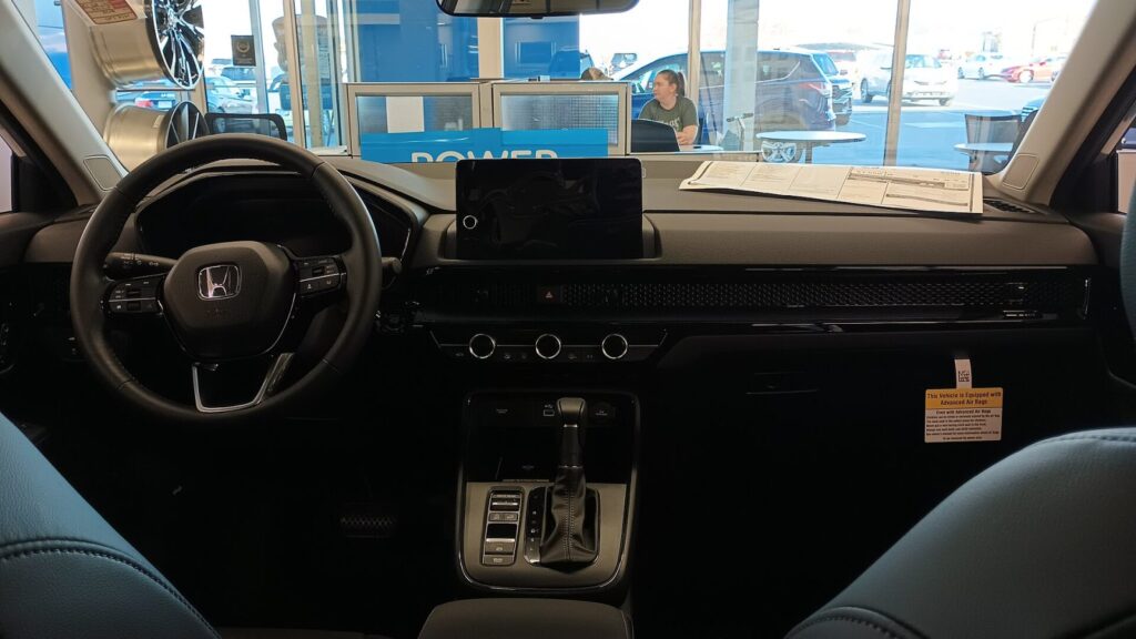 Honda automobilio navigacijos ekranas prietaisų skydelyje