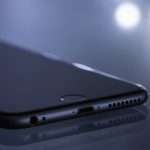 Apple iPhone тільки з eSIM до 2022 року? .