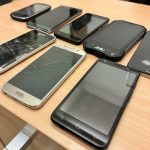 Tools and software for diagnosing mobile phone problems