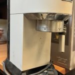 Kavos aparato priežiūros ABC: išsamus gidas kasdieninei ir periodinei priežiūrai
