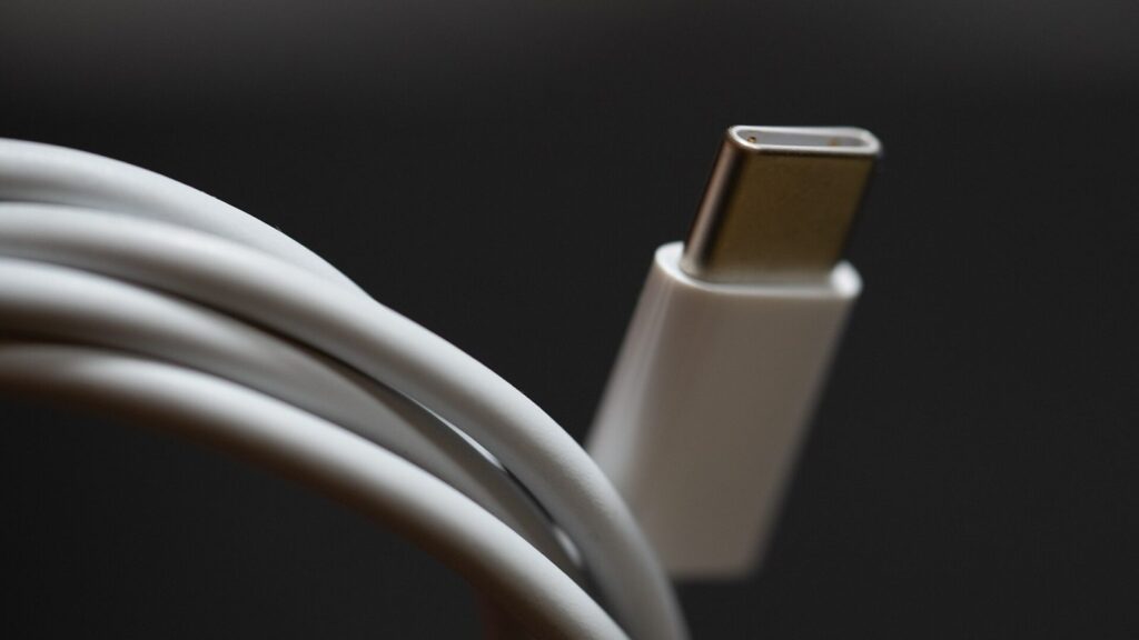 6 esminės problemos renkantis USB-C laidą